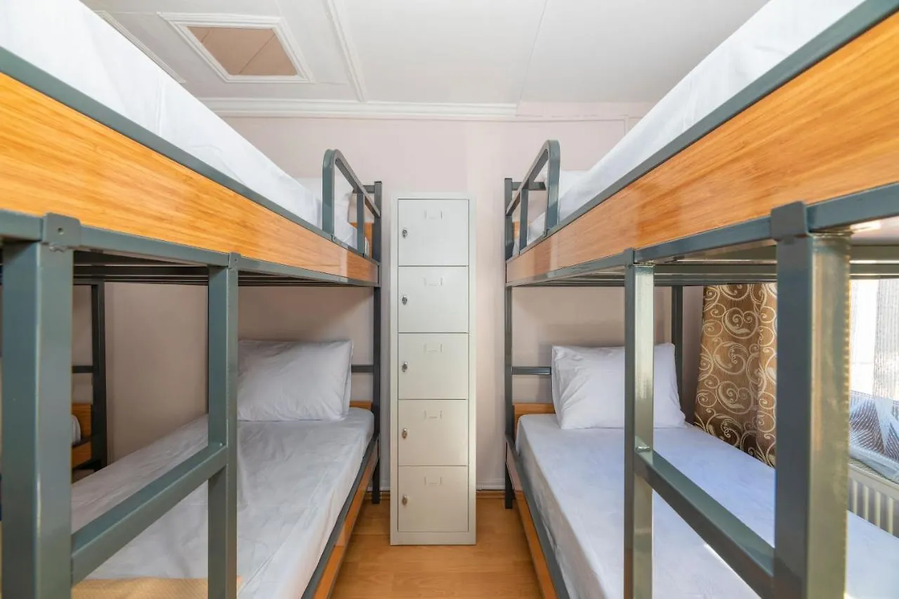 Taksim Wooden House Hostel Istambul
