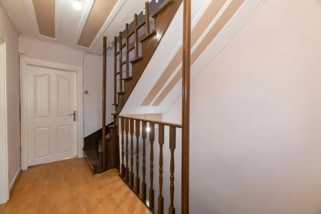 Taksim Wooden House Hostel Provincia di Provincia di Istanbul Turchia